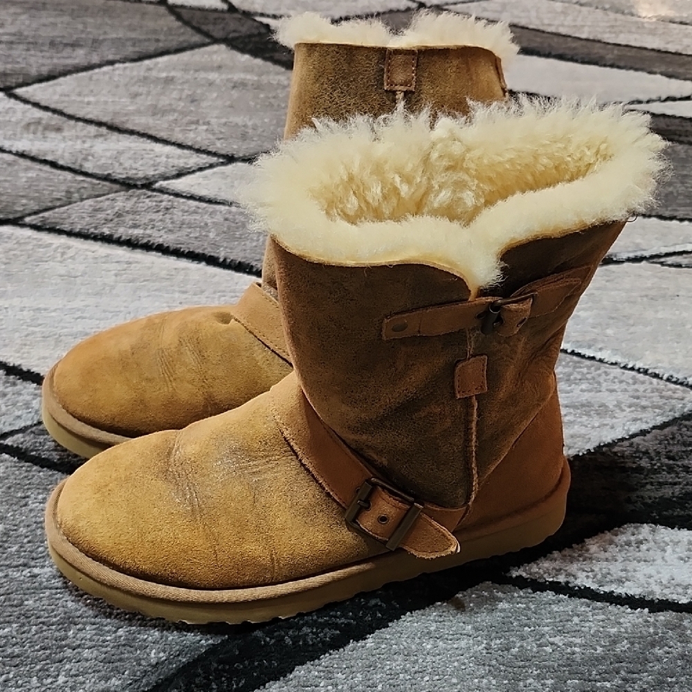 UGG DYLAN CHESTNUT SUEDE SHORT DOUBLE BUCKLE SHEARLING BOMBER WINTER BOOTS